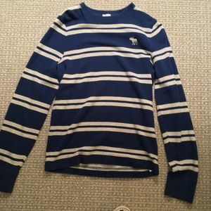 A&F long sleeve shirt
